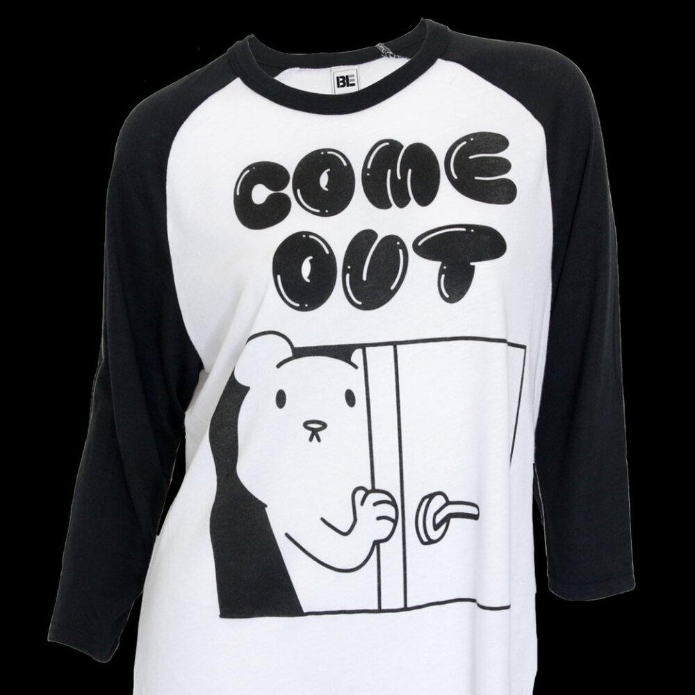 Unisex "Come Out" Over Size Sleeve Pride Graphic T